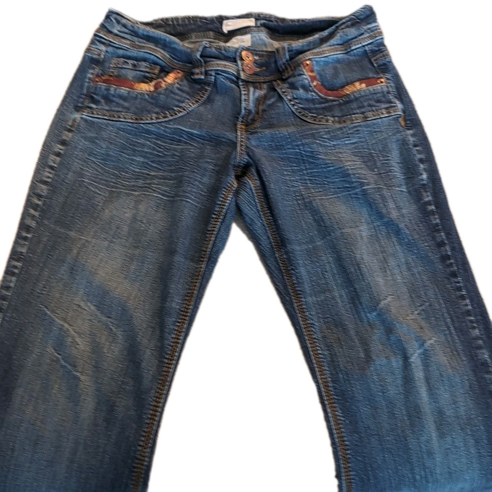 Unknown Brand Jeans Blue With Burgundy/Gold Trim On All Pockets Size14 Inseam 30